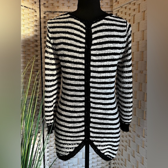Excellent Condition-Pina Rossi Open Knit Button Back Stripe Sweater - Size M - Picture 3 of 6